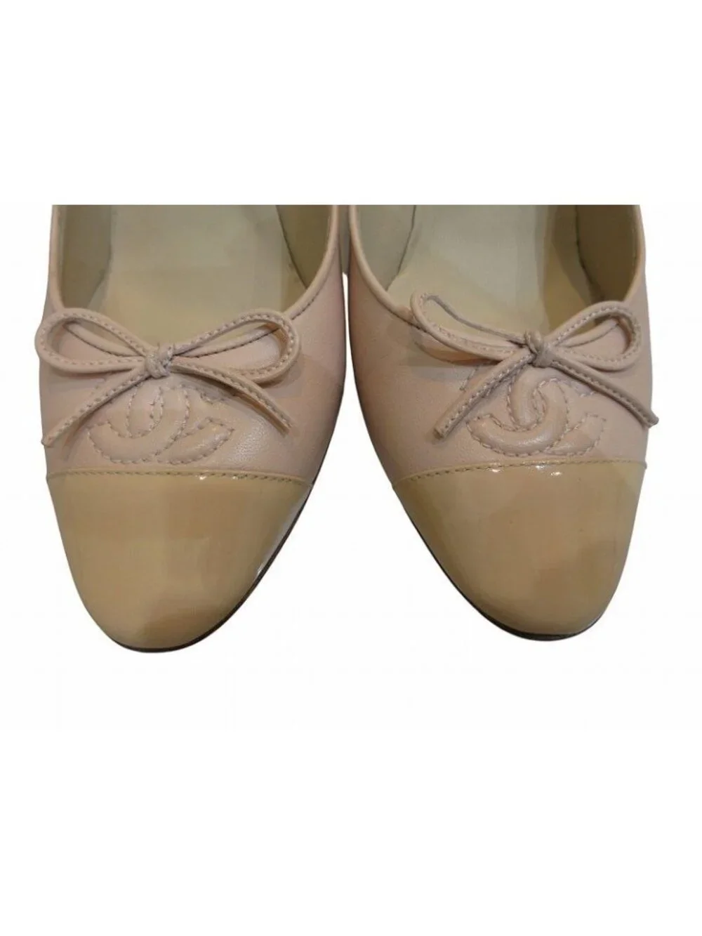 Chanel Pumps CC Logo Pink Heel